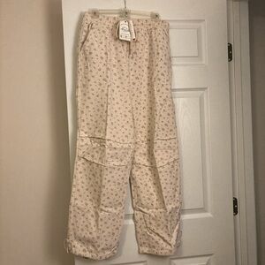 Very J Cream Floral work or Lounge Pants Sz S